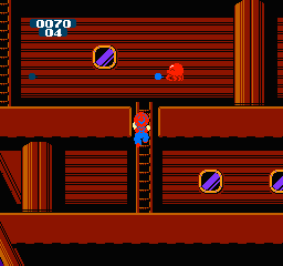 Avoid the lighter ink blasts! The darker ones will ink you up, but the LIGHTER ones will INSTANTLY KILL YOU. To be honest, I never knew there even WERE two different colors until I really studied this game for screenshots.